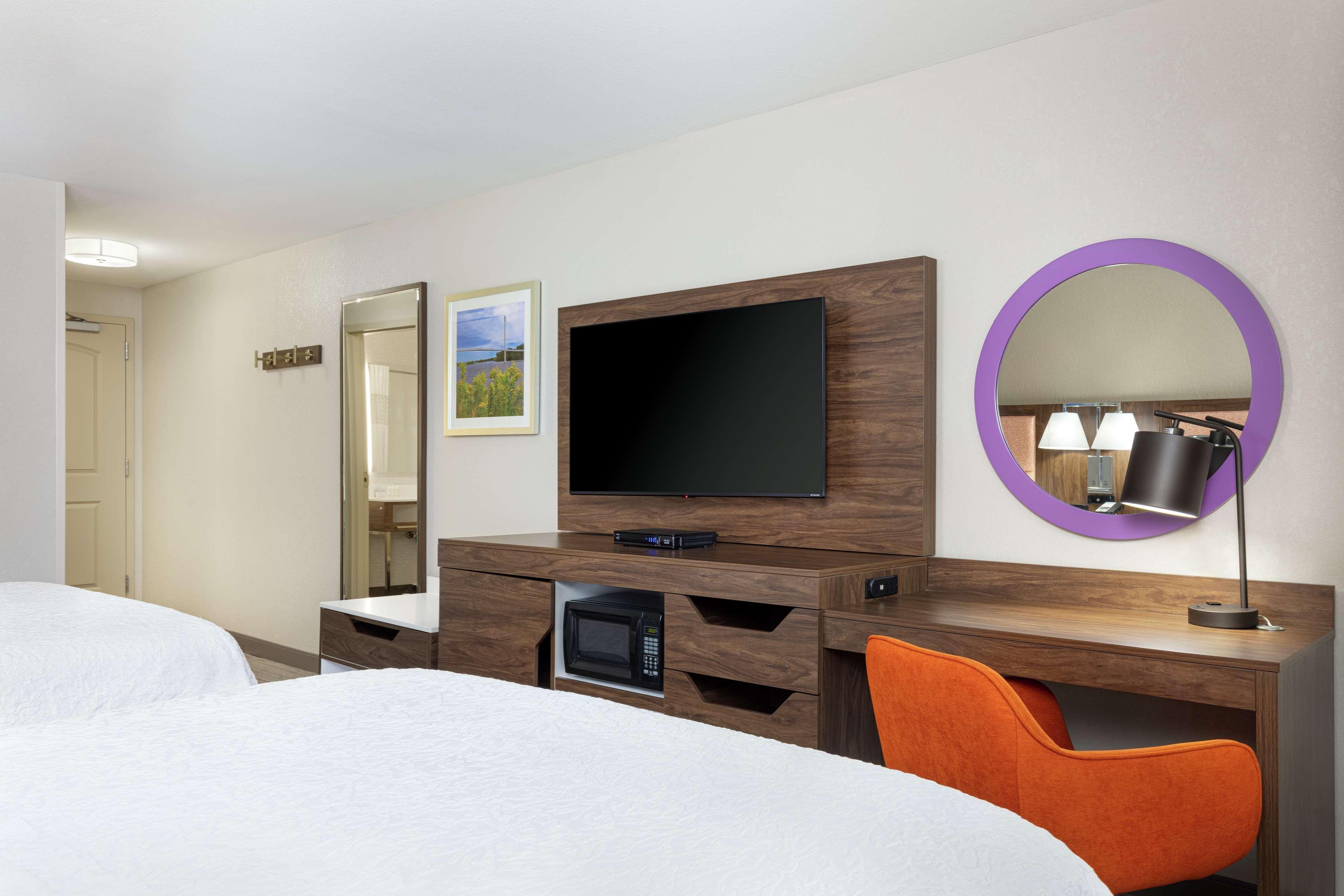 Newly Renovated Hampton Inn Omaha West Lakeside Esterno foto