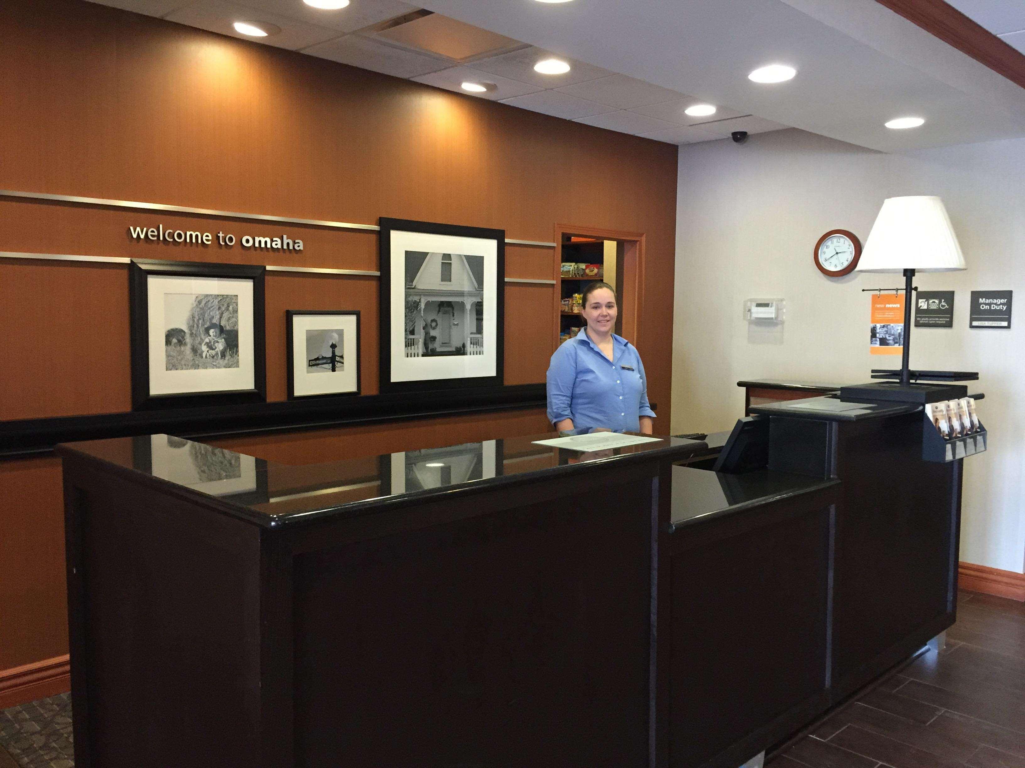 Newly Renovated Hampton Inn Omaha West Lakeside Esterno foto