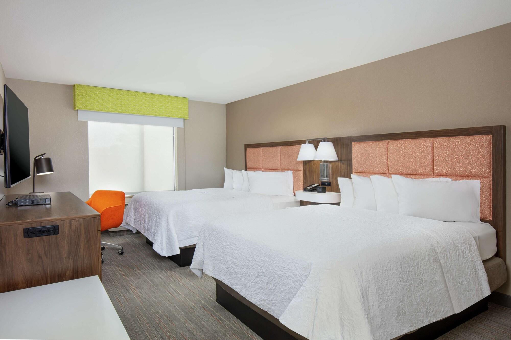 Newly Renovated Hampton Inn Omaha West Lakeside Esterno foto