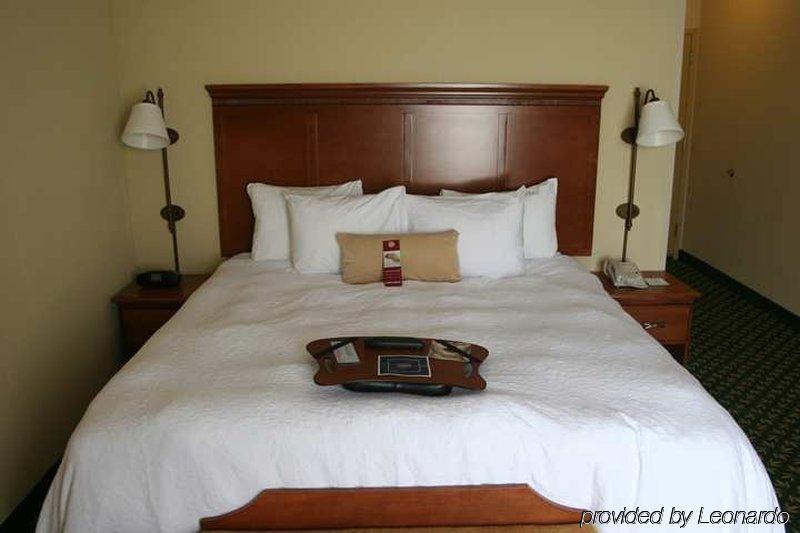 Newly Renovated Hampton Inn Omaha West Lakeside Esterno foto