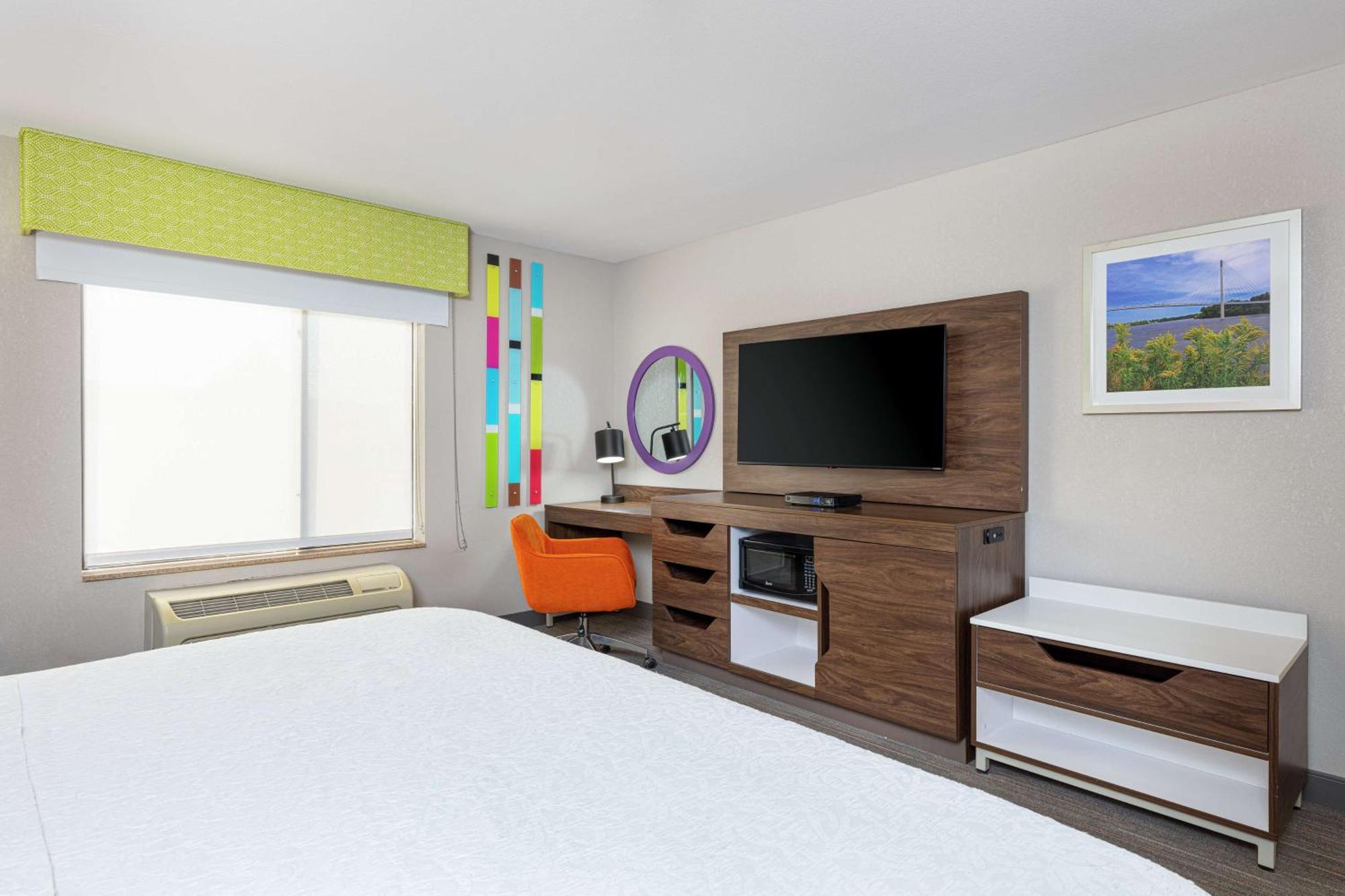 Newly Renovated Hampton Inn Omaha West Lakeside Esterno foto