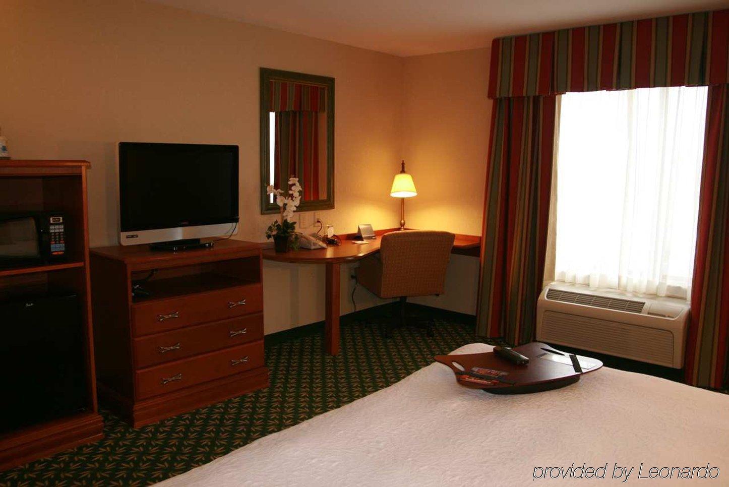 Newly Renovated Hampton Inn Omaha West Lakeside Camera foto