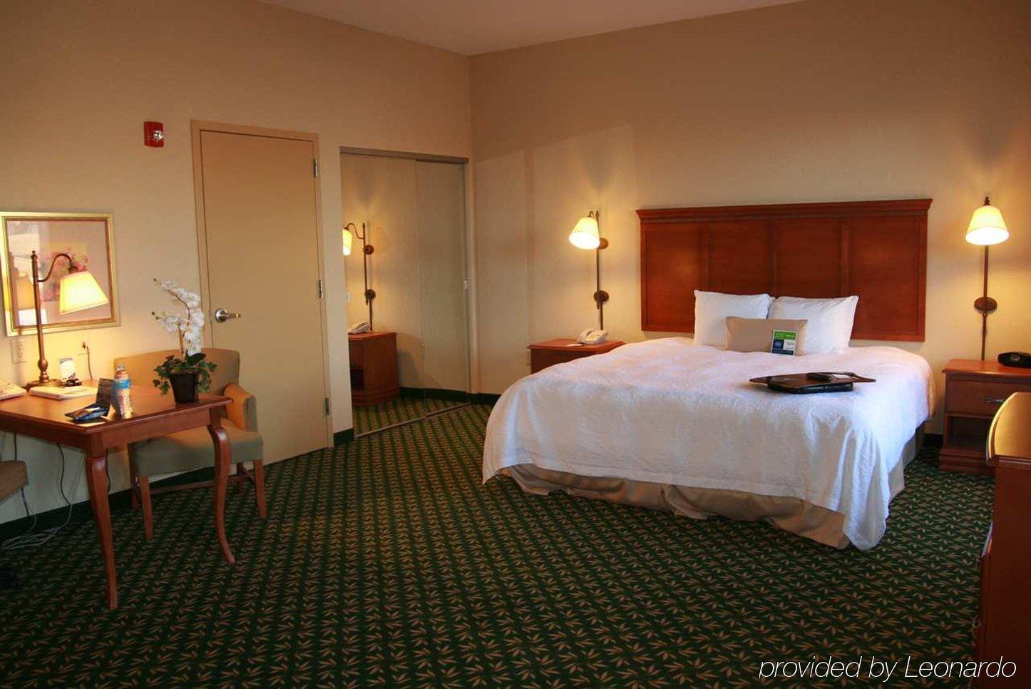 Newly Renovated Hampton Inn Omaha West Lakeside Camera foto